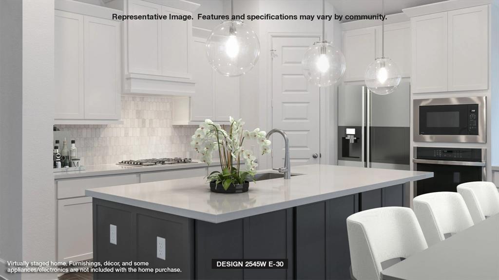 328 Water Tupelo Drive, Montgomery, Texas image 2