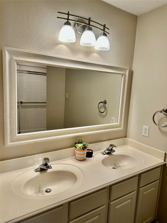 5035 Chappel Hill Drive, Missouri City, Texas image 19