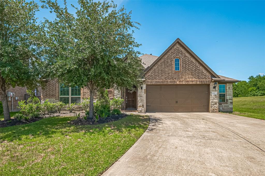6243 Garden Lakes Lane, Sugar Land, Texas image 5