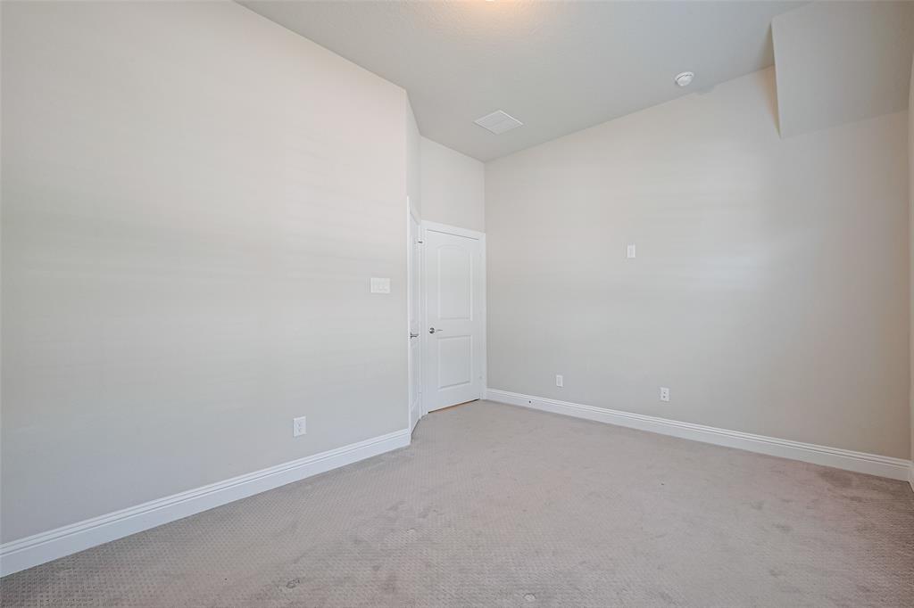 6243 Garden Lakes Lane, Sugar Land, Texas image 10