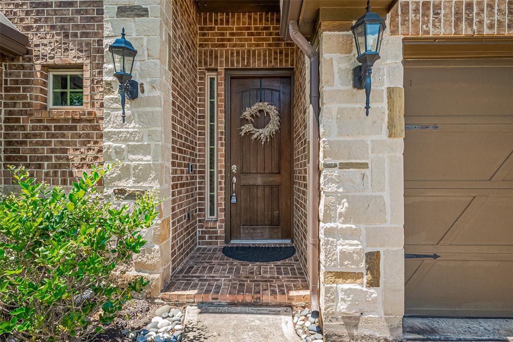 6243 Garden Lakes Lane, Sugar Land, Texas image 6