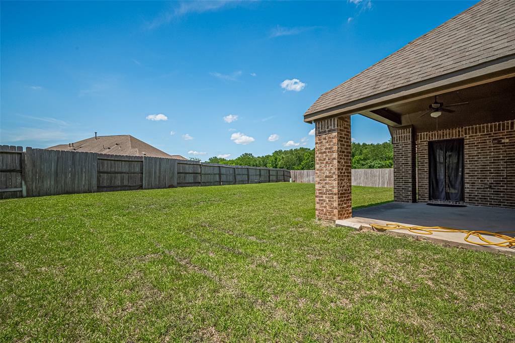 6243 Garden Lakes Lane, Sugar Land, Texas image 44
