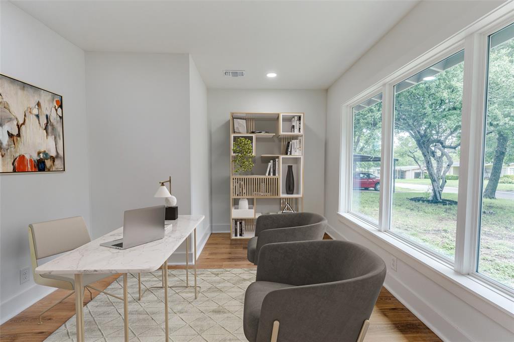 527 Blakeley Dr