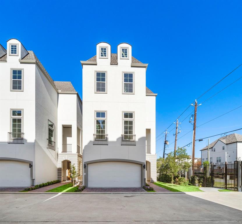 11120 Savannah Woods Lane