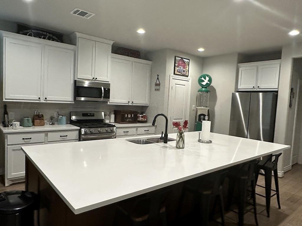 538 Still Water Ridge Lane, Sealy, Texas image 3