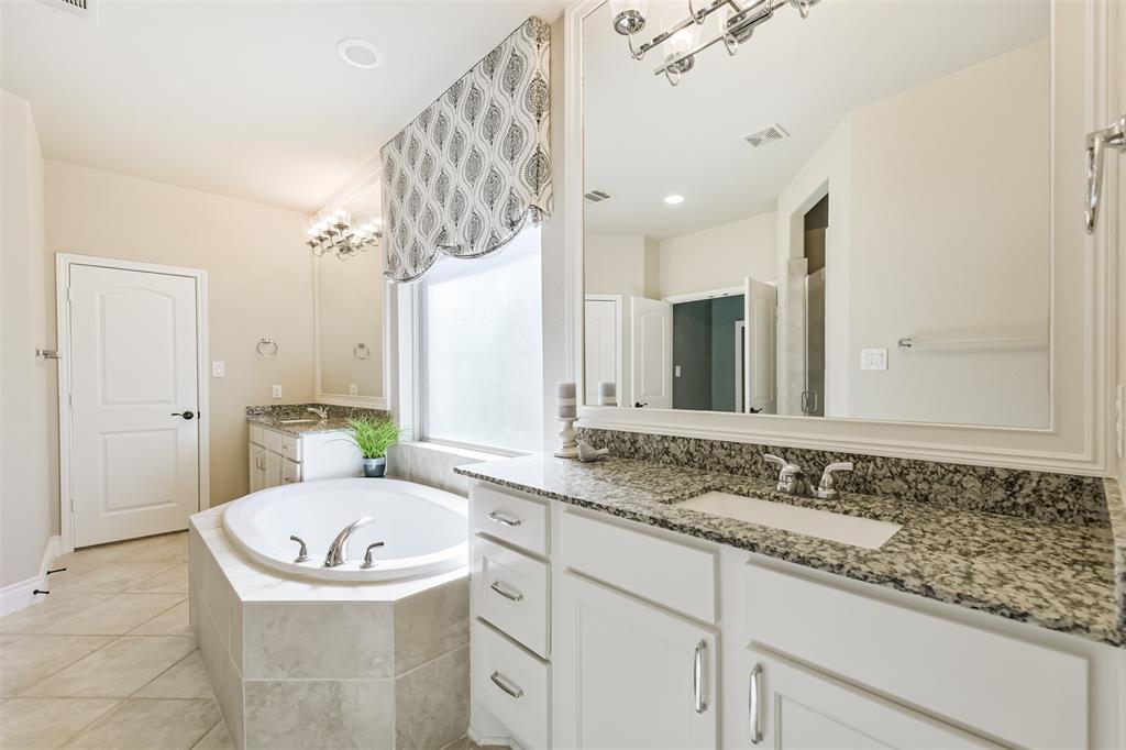 20207 Desert Foal Drive, Tomball, Texas image 17