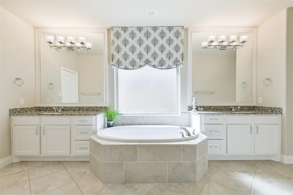 20207 Desert Foal Drive, Tomball, Texas image 16