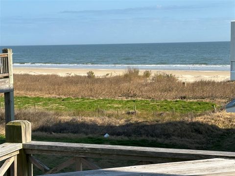 A home in Crystal Beach