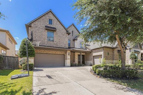 Single Family Residence in Katy TX 10127 Hutton Park Drive.jpg