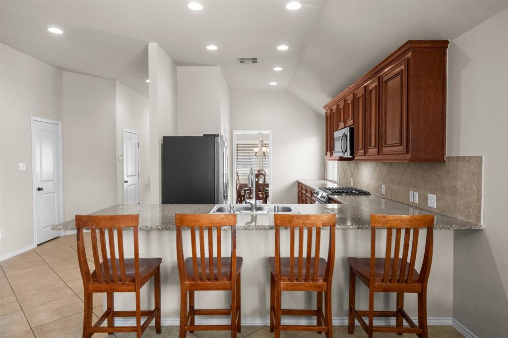 31870 Forest Park Trail, Conroe, Texas image 6