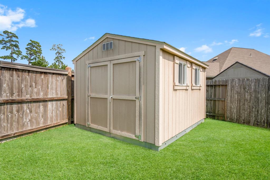 31870 Forest Park Trail, Conroe, Texas image 24