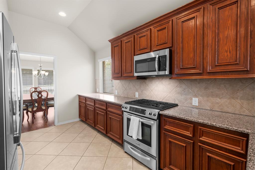 31870 Forest Park Trail, Conroe, Texas image 7