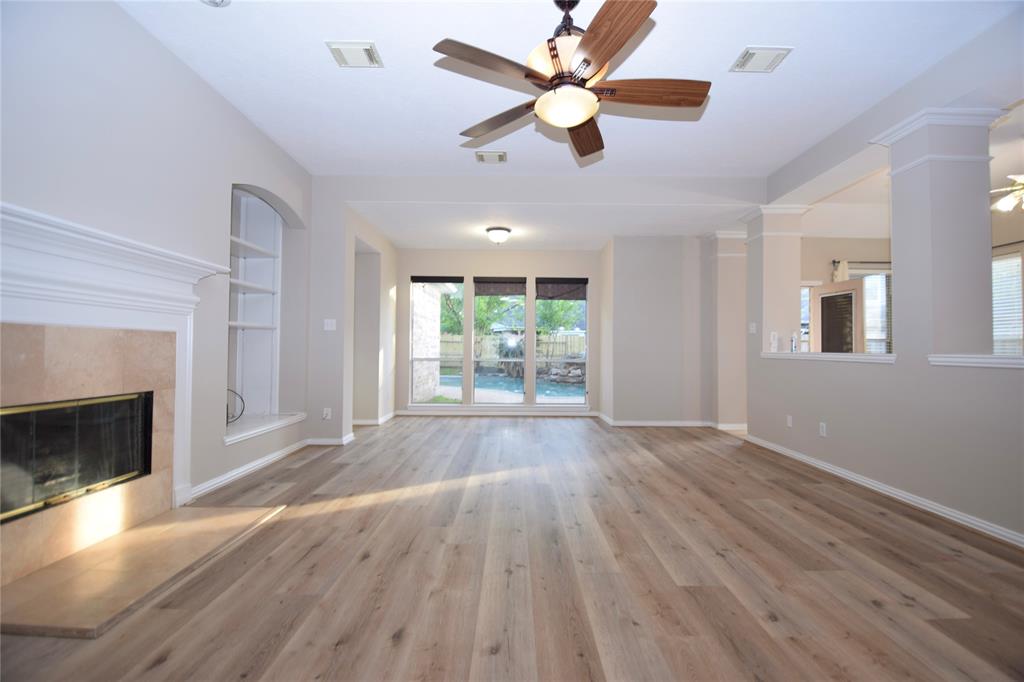 3106 Rainbow Court, Pearland, Texas image 2
