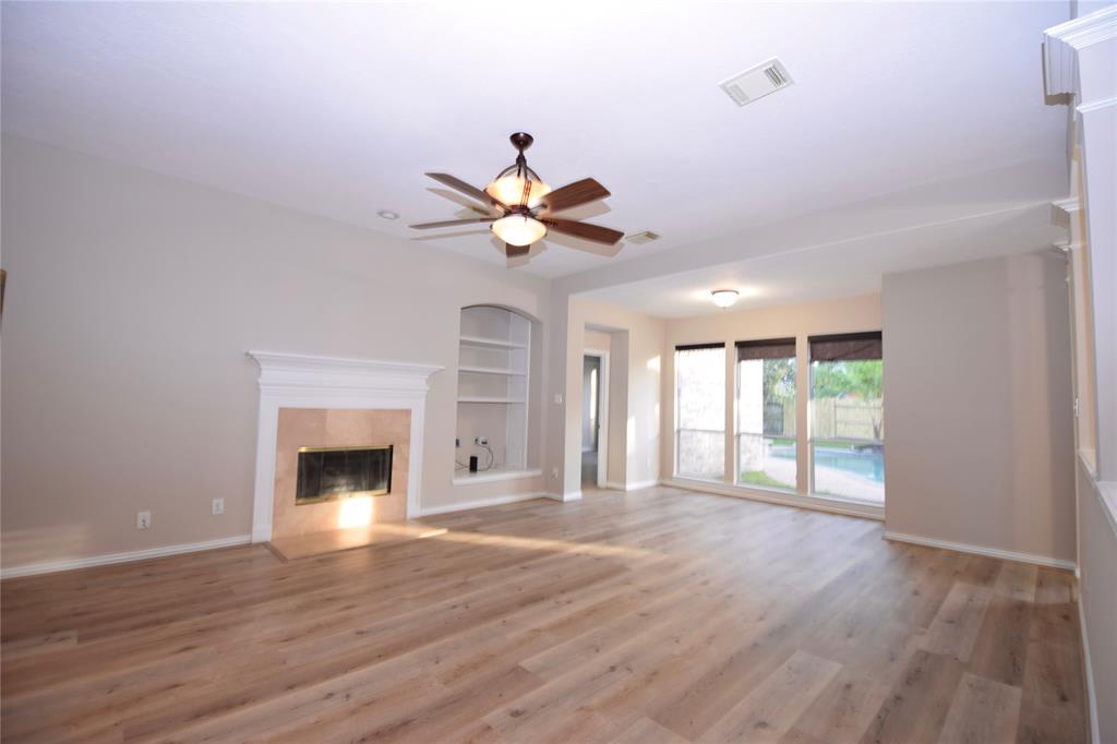 3106 Rainbow Court, Pearland, Texas image 4