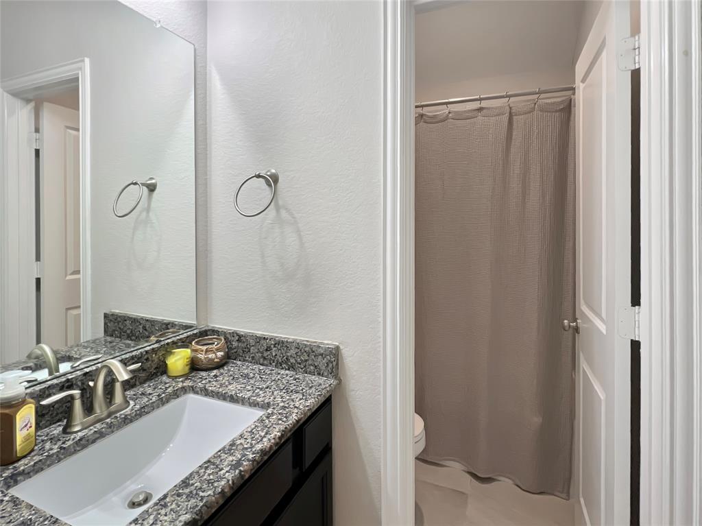 2718 Little Caney Way, Conroe, Texas image 16