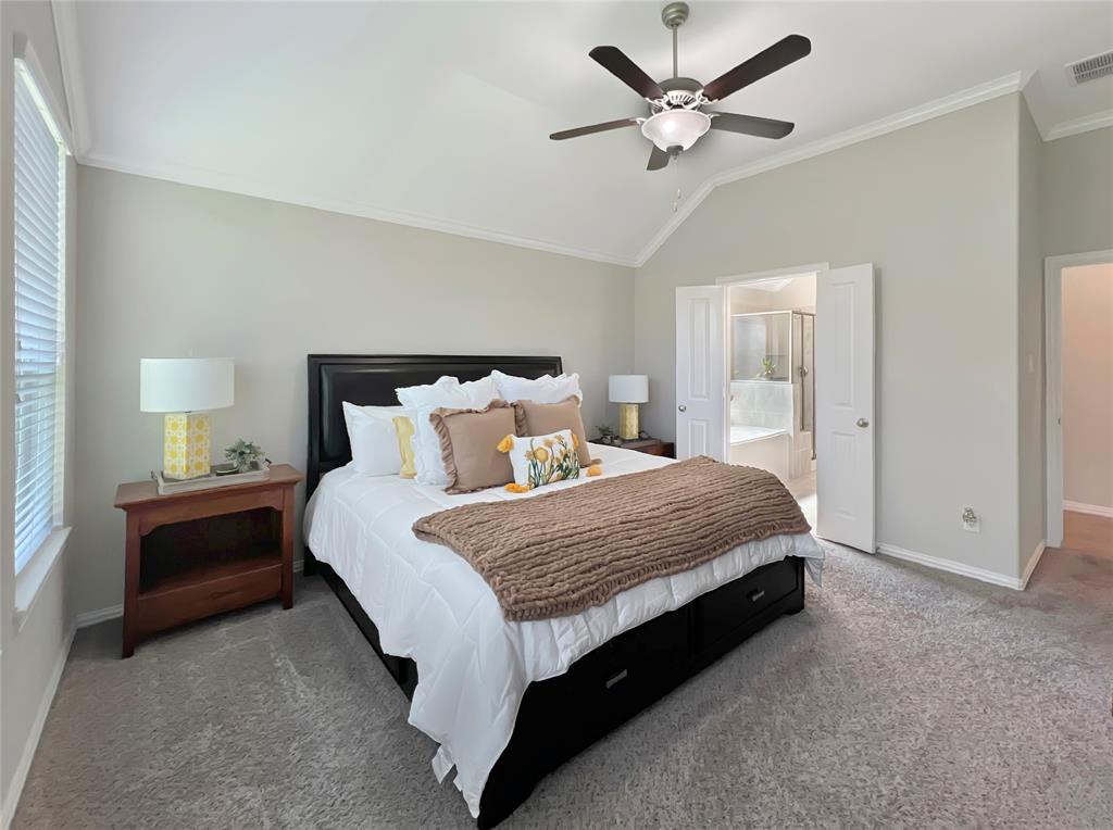 2718 Little Caney Way, Conroe, Texas image 4