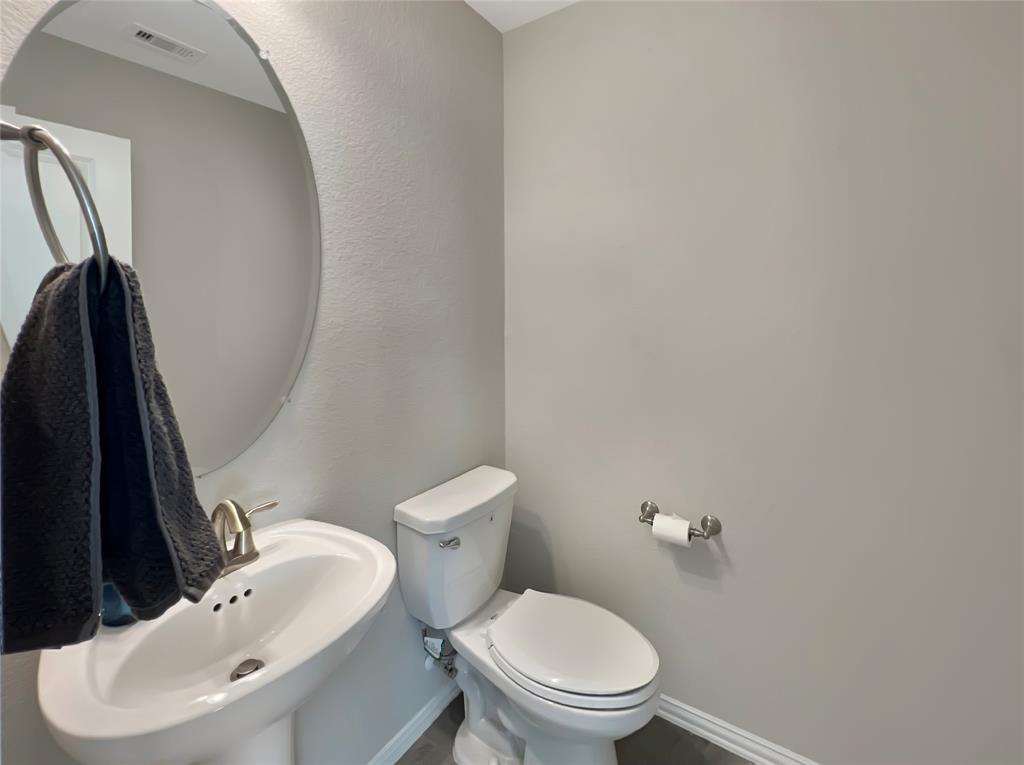 2718 Little Caney Way, Conroe, Texas image 31