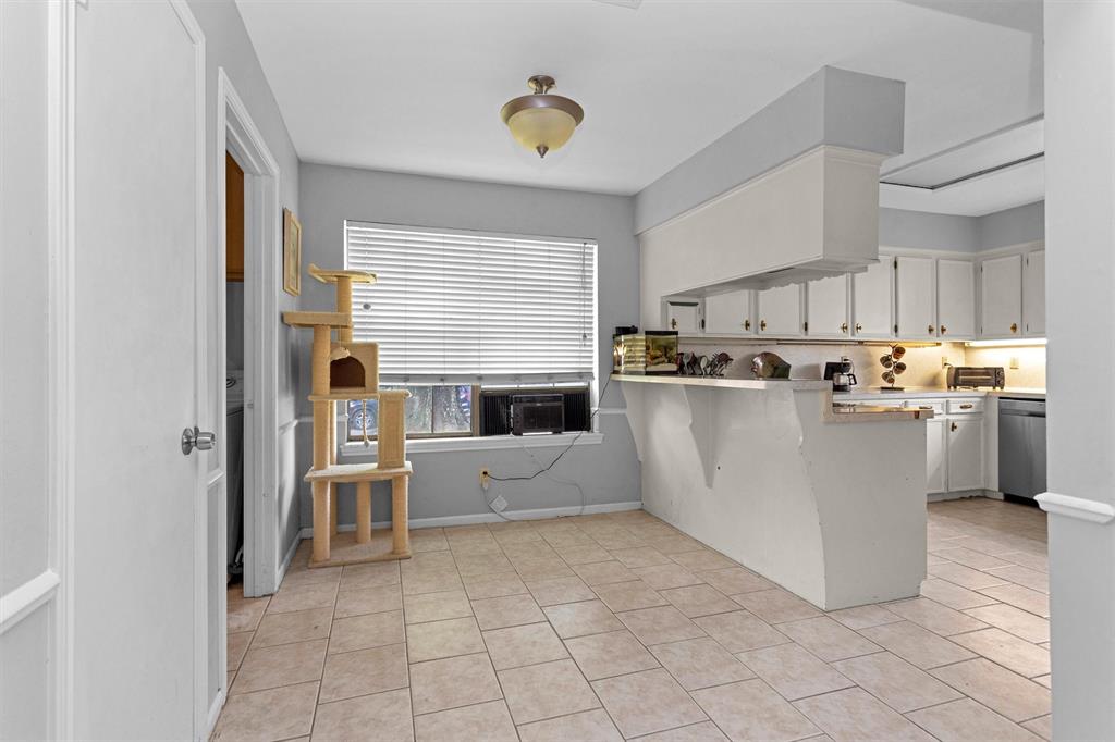 445 Augusta Drive, Huntsville, Texas image 15