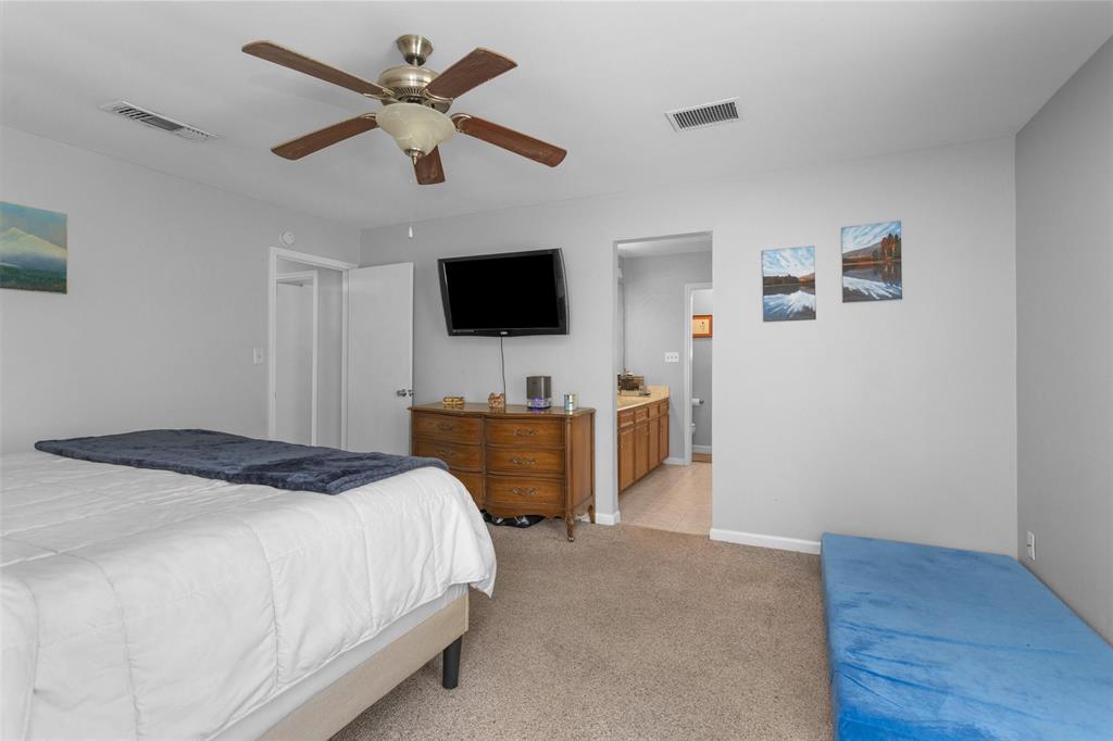 445 Augusta Drive, Huntsville, Texas image 32