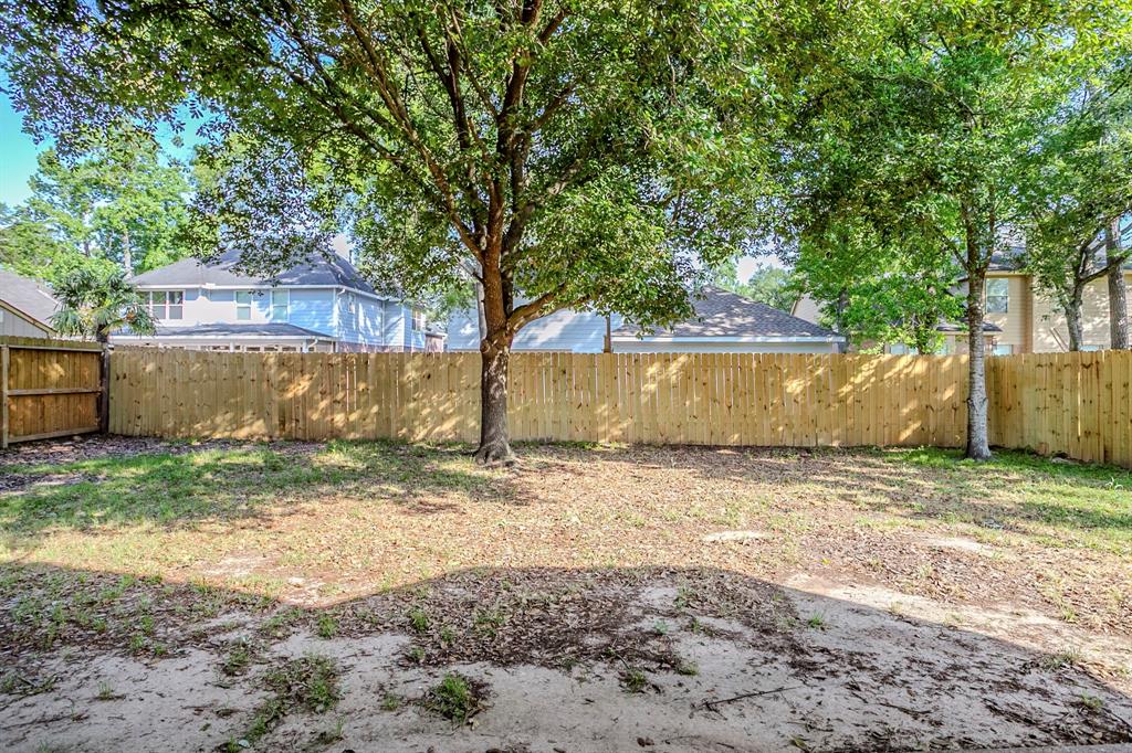 6323 Hedge Maple Court, Humble, Texas image 30