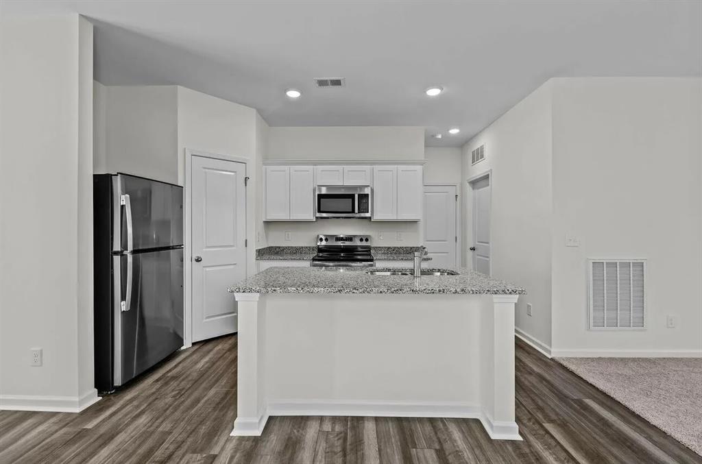 15911 Lone Juniper Drive, Crosby, Texas image 3