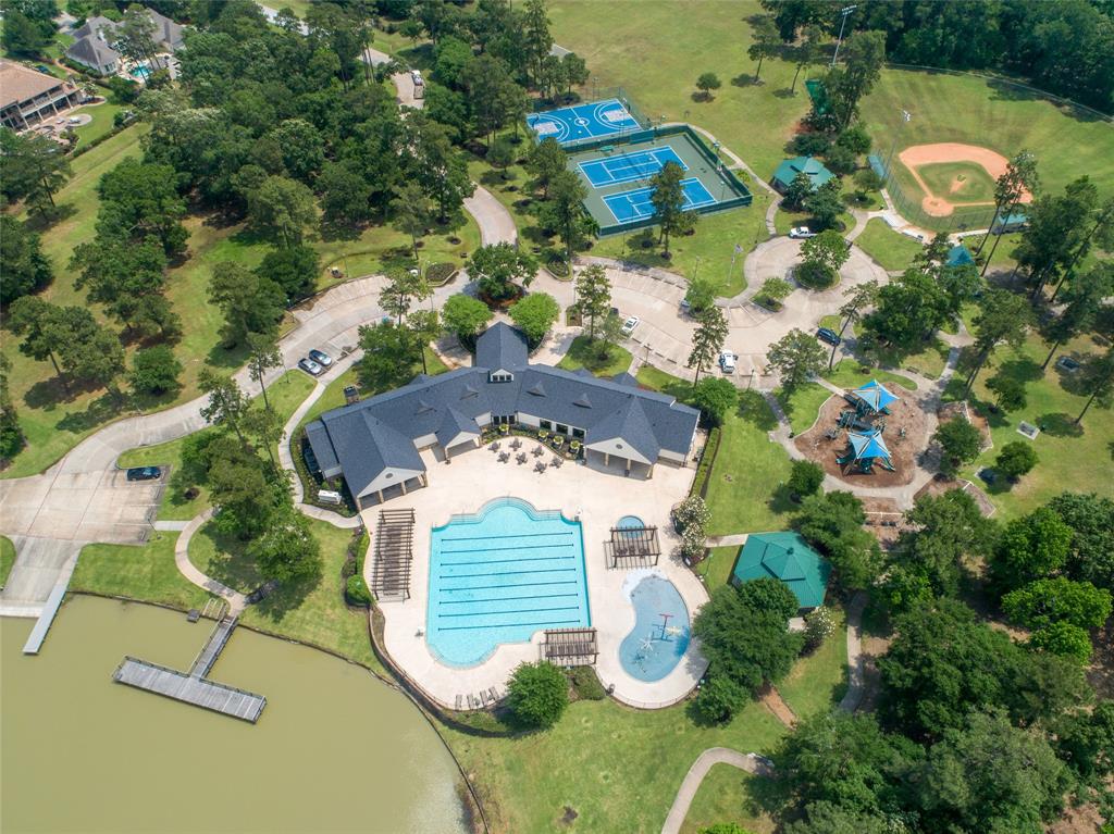 27018 Benton Brook Ct Ct, Spring, Texas image 10