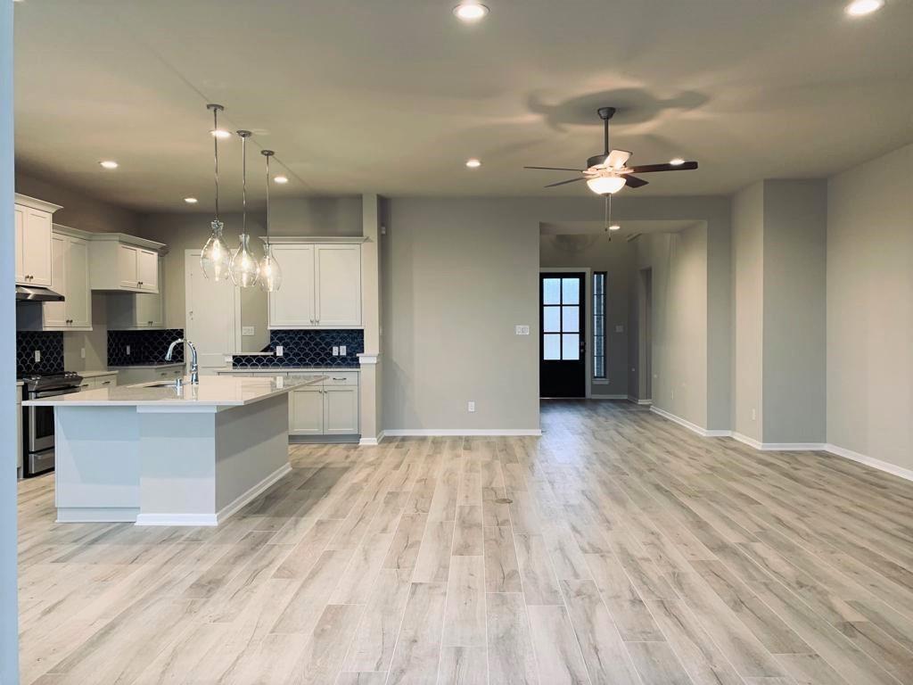 584 Santa Rosa Hills Drive, Katy, Texas image 6