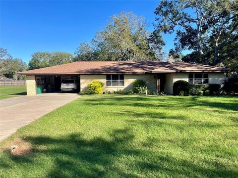 A home in El Campo