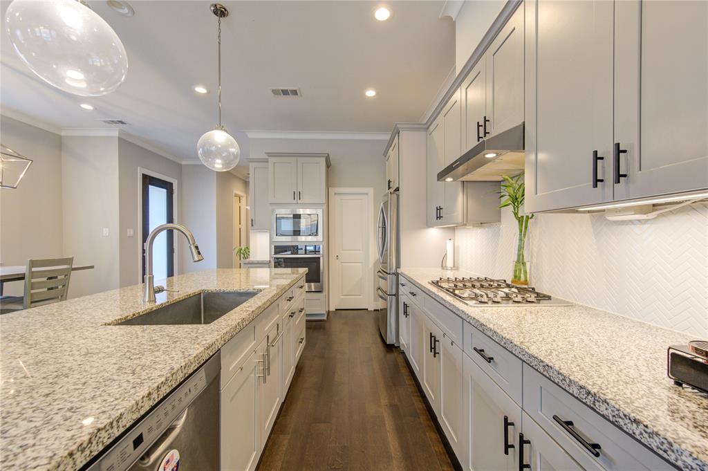 1810 W Clay Street, Houston, Texas image 7