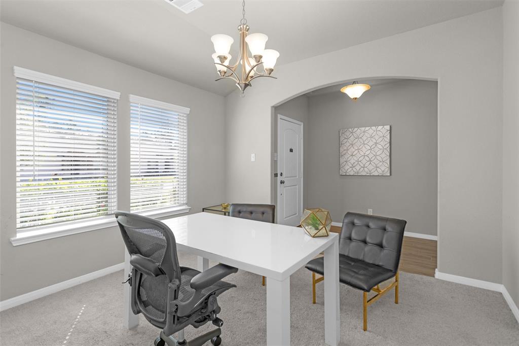 25021 Lindsey Lane
