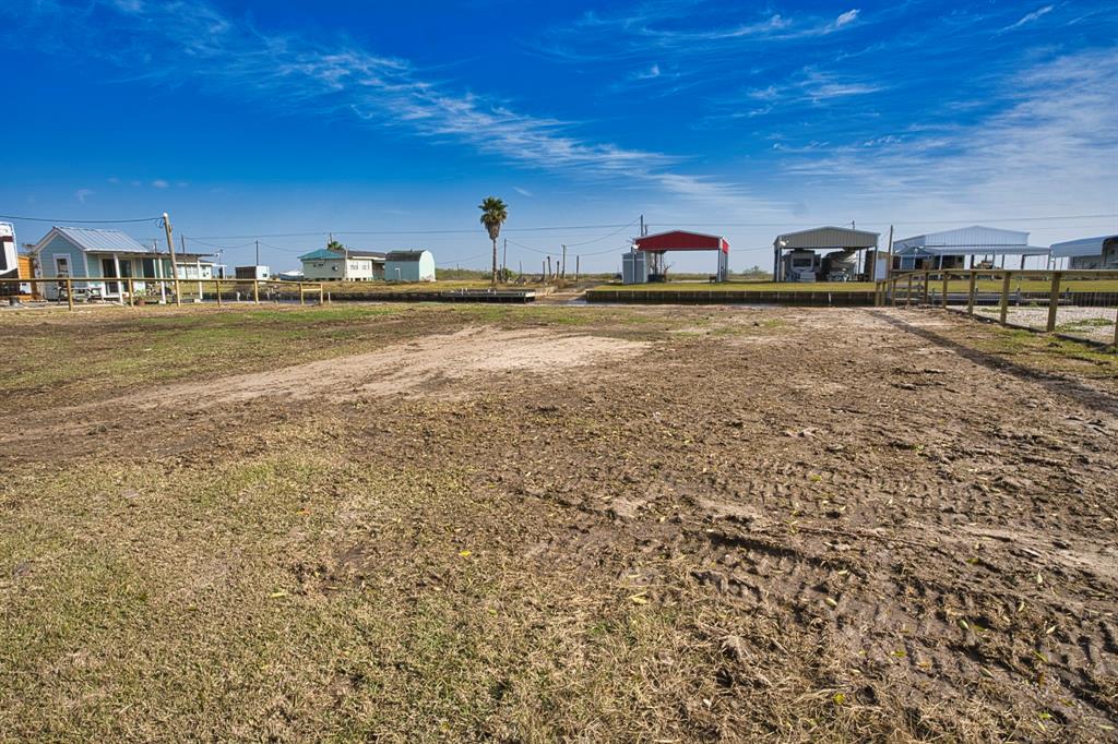 1551 Cr 299 Street, Sargent, Texas image 15