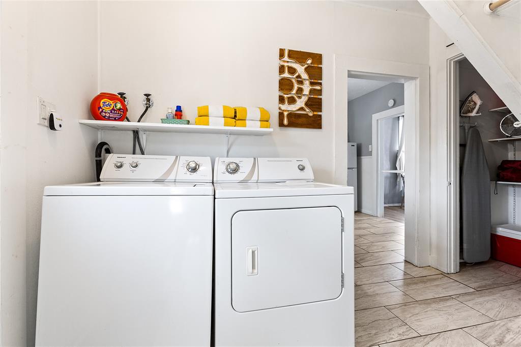 811 10th Street, Galveston, Texas image 16