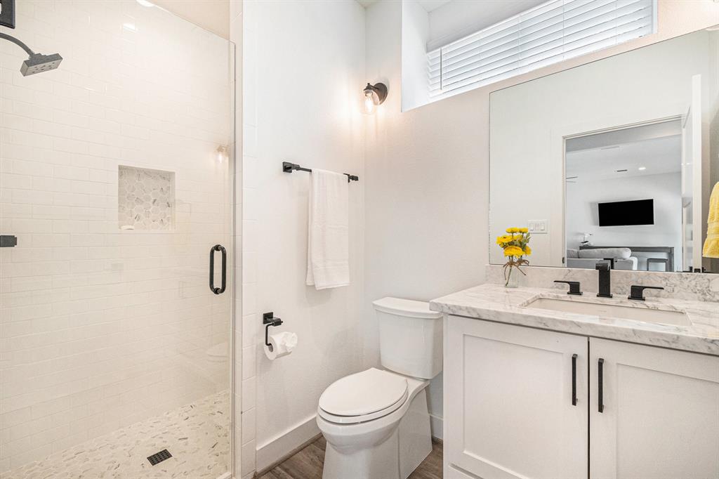 111 Seagull Path, Point Blank, Texas image 37