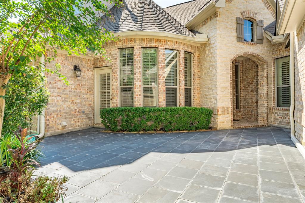 7 Columbia Crest Place, The Woodlands, Texas image 41