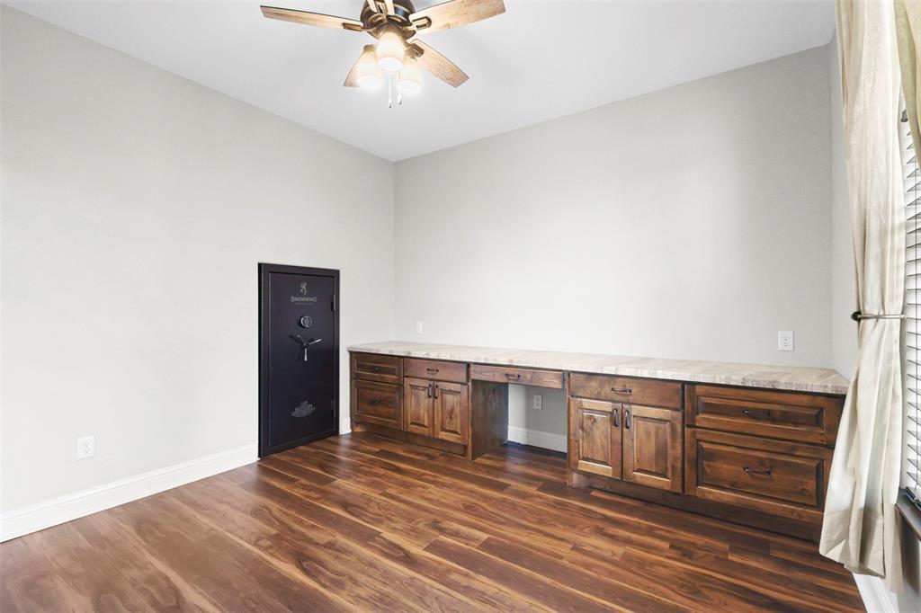 9893 Mountbatten Trail, Iola, Texas image 5