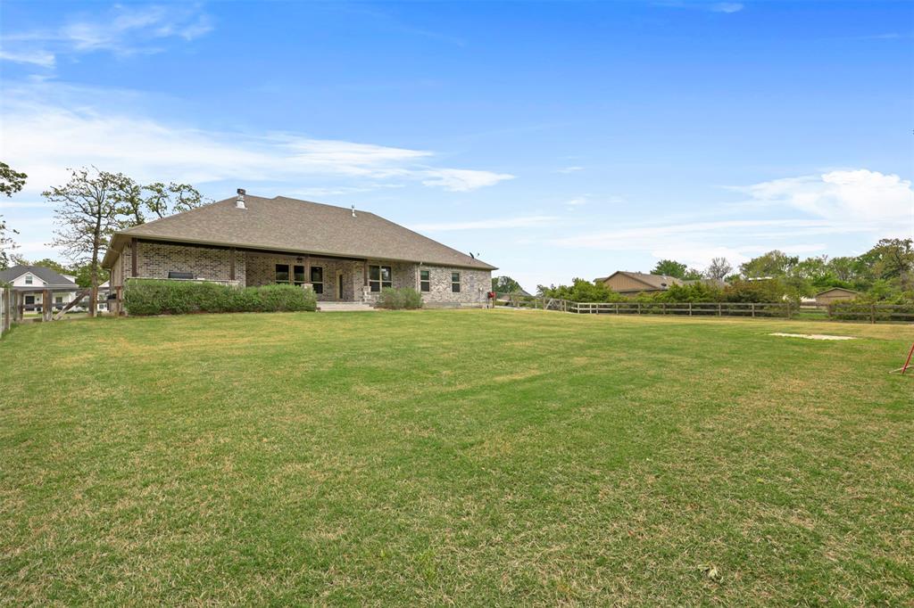 9893 Mountbatten Trail, Iola, Texas image 31