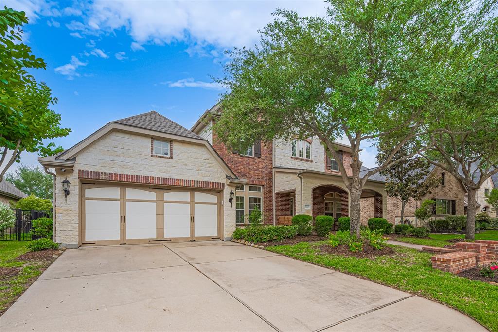 12607 Cove Landing Drive, Cypress, Texas image 2