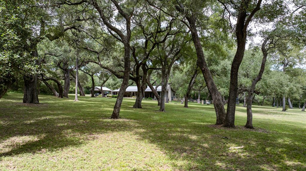 2287 Bryant Road, Schulenburg, Texas image 7