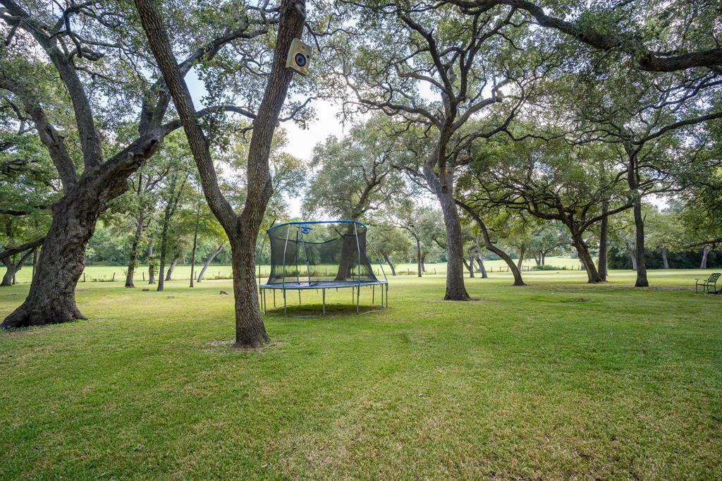 2287 Bryant Road, Schulenburg, Texas image 34