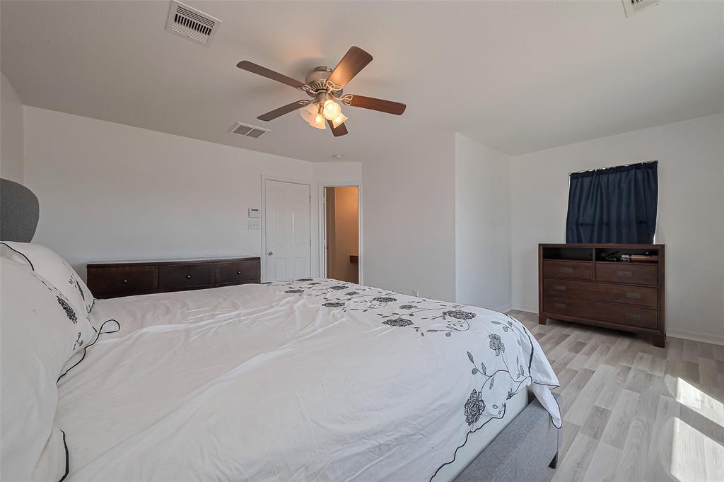 18502 Fair Grange Lane, Cypress, Texas image 33