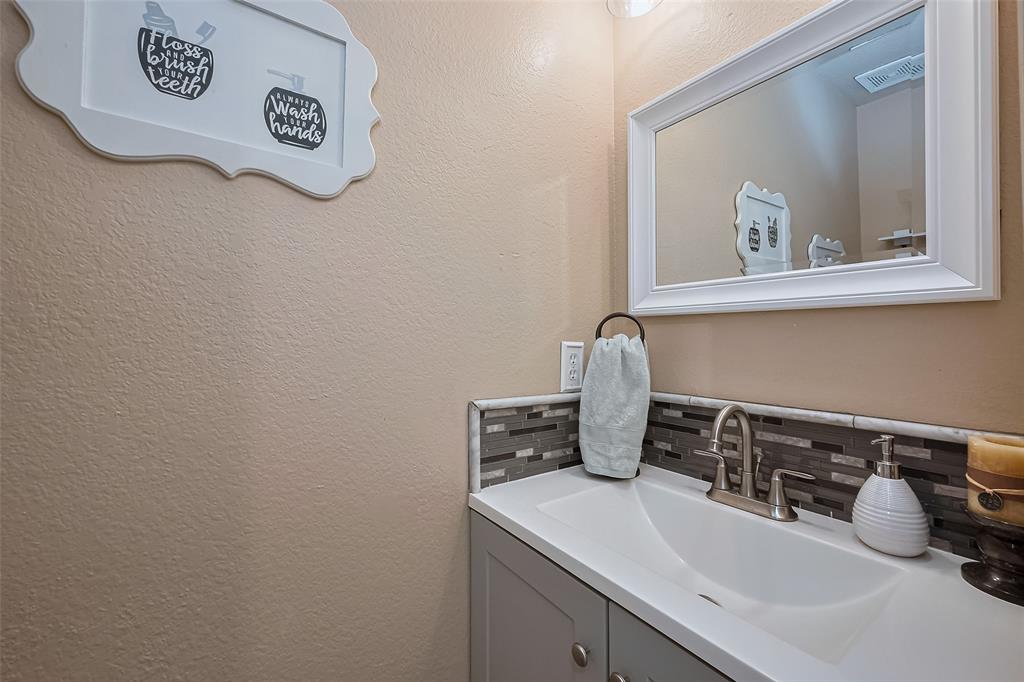 18502 Fair Grange Lane, Cypress, Texas image 24