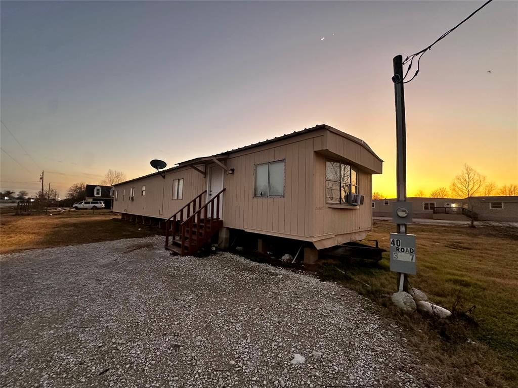 40 County Road 3557, Cleveland, Texas image 25