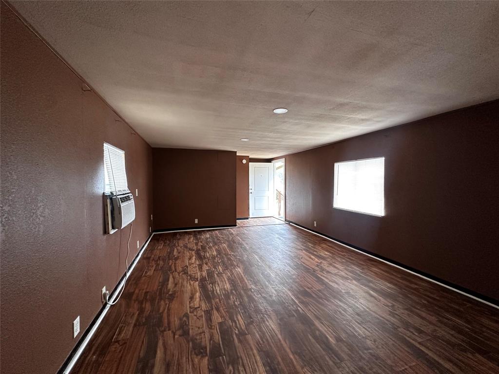 40 County Road 3557, Cleveland, Texas image 15