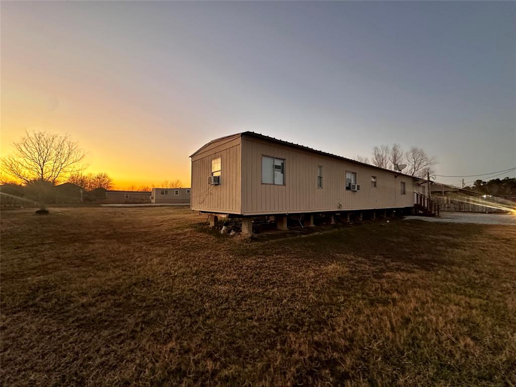 40 County Road 3557, Cleveland, Texas image 27