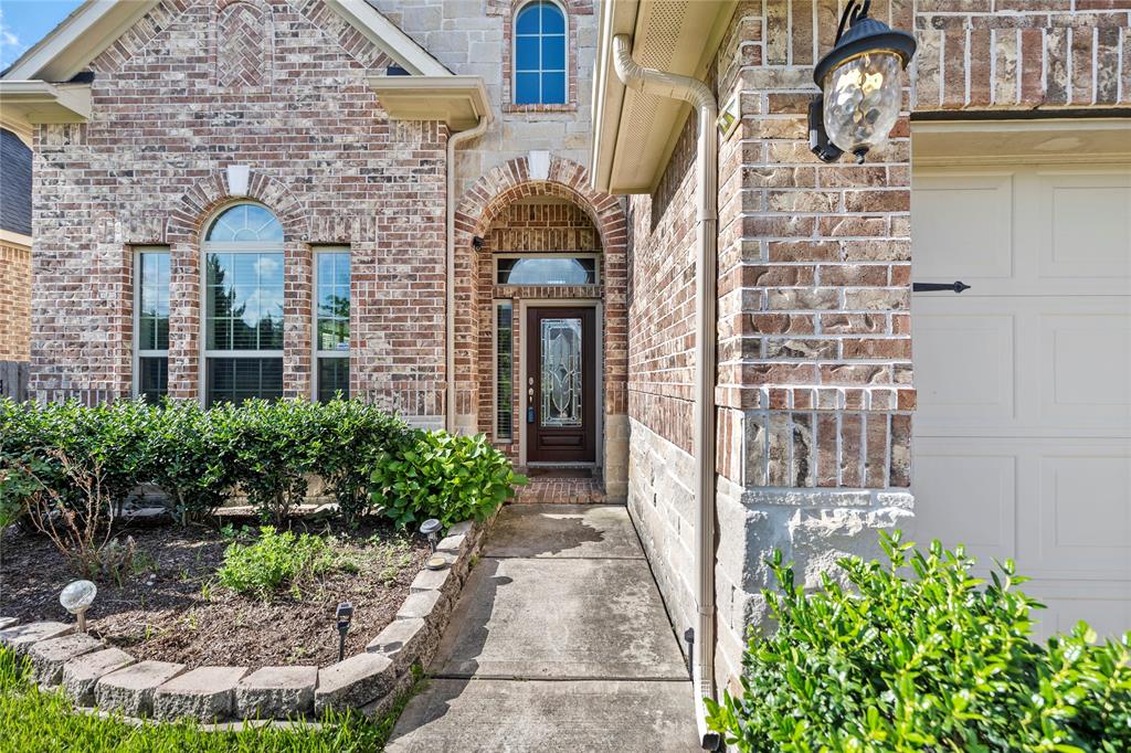 19727 Lakeside Pointe Court