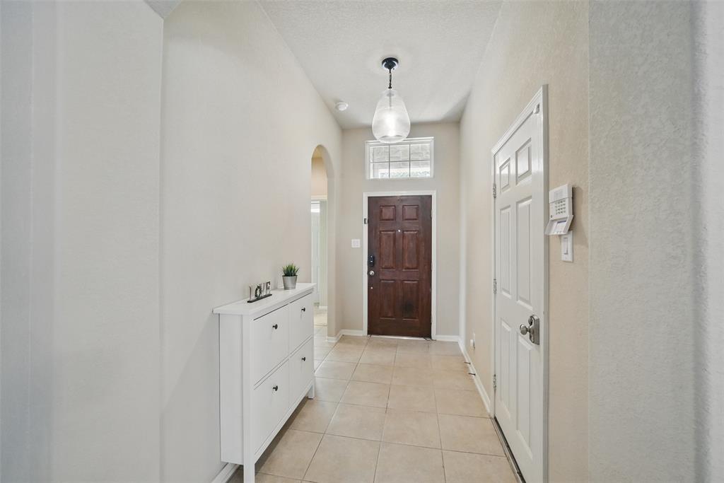 21719 Venture Park Drive, Richmond, Texas image 5