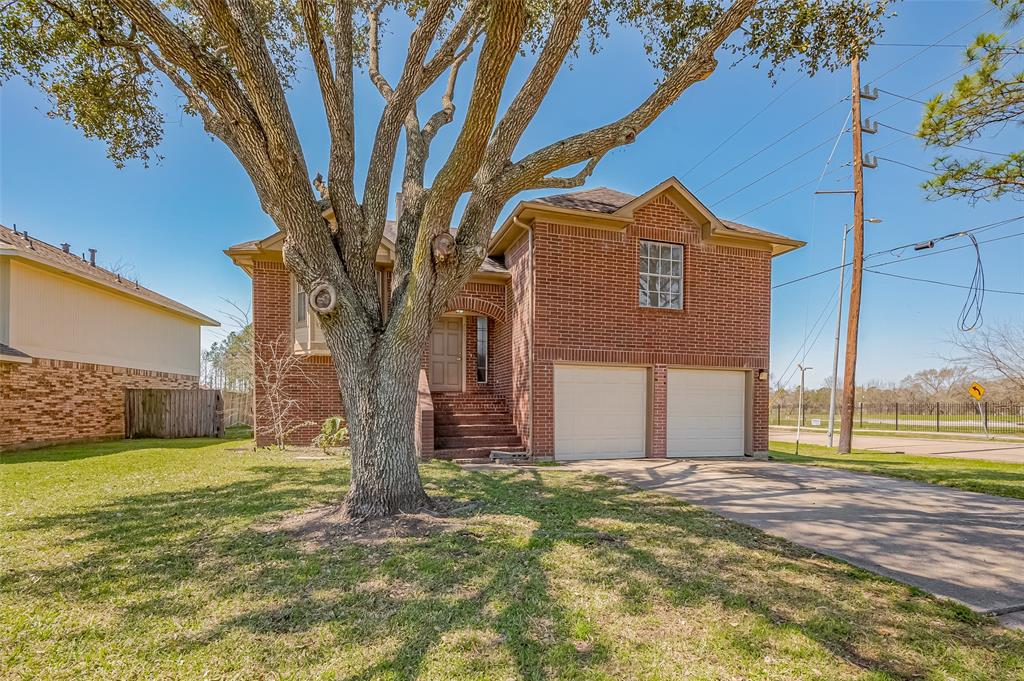 2031 Summerfield Place, Sugar Land, Texas image 3