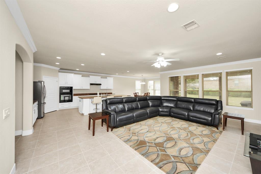 2918 Persimmon Grove, Richmond, Texas image 5