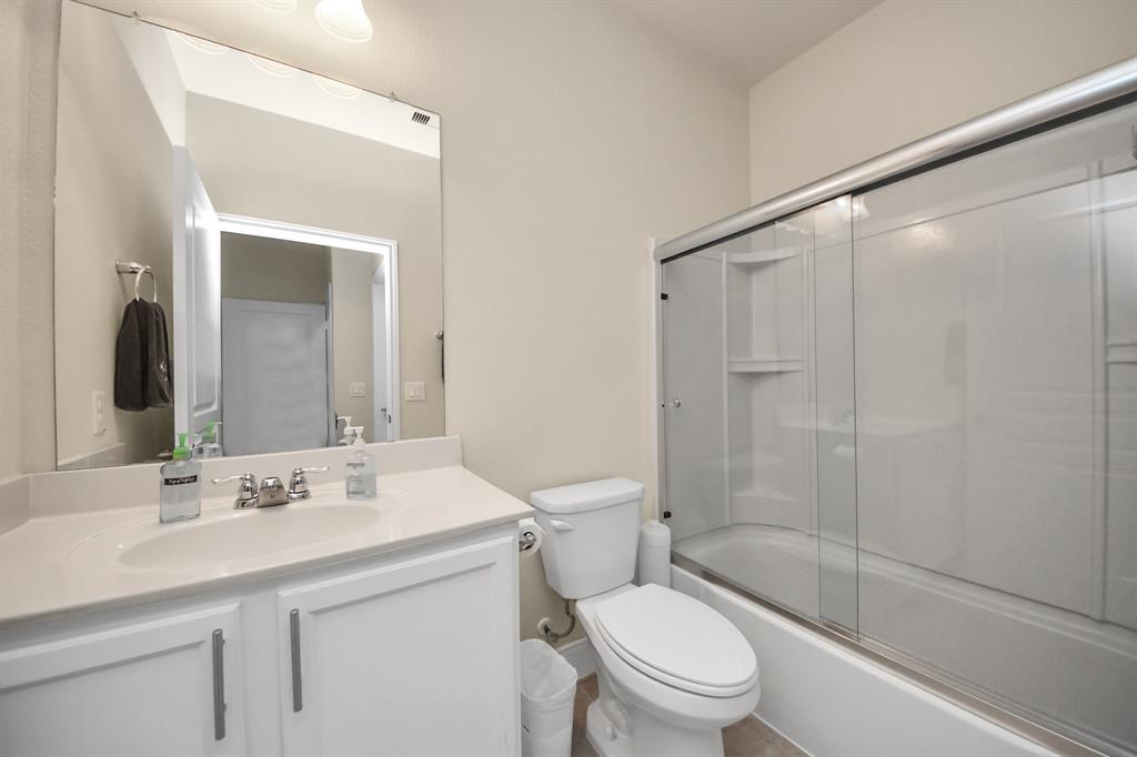 2918 Persimmon Grove, Richmond, Texas image 16