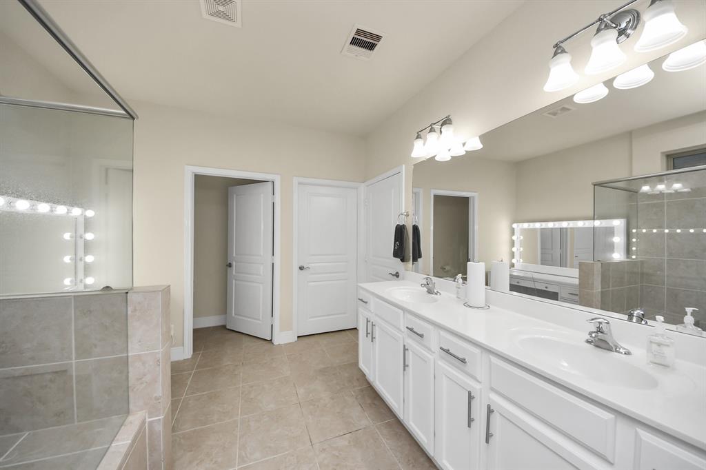 2918 Persimmon Grove, Richmond, Texas image 12